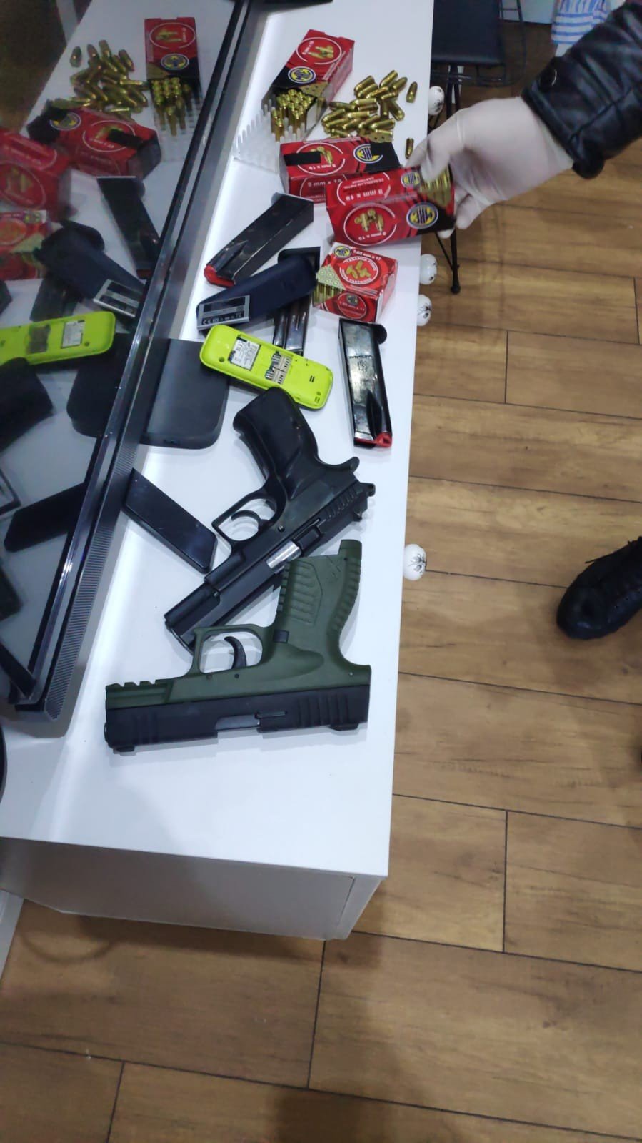 50 milyonluk vurgun yapan çete çökertildi