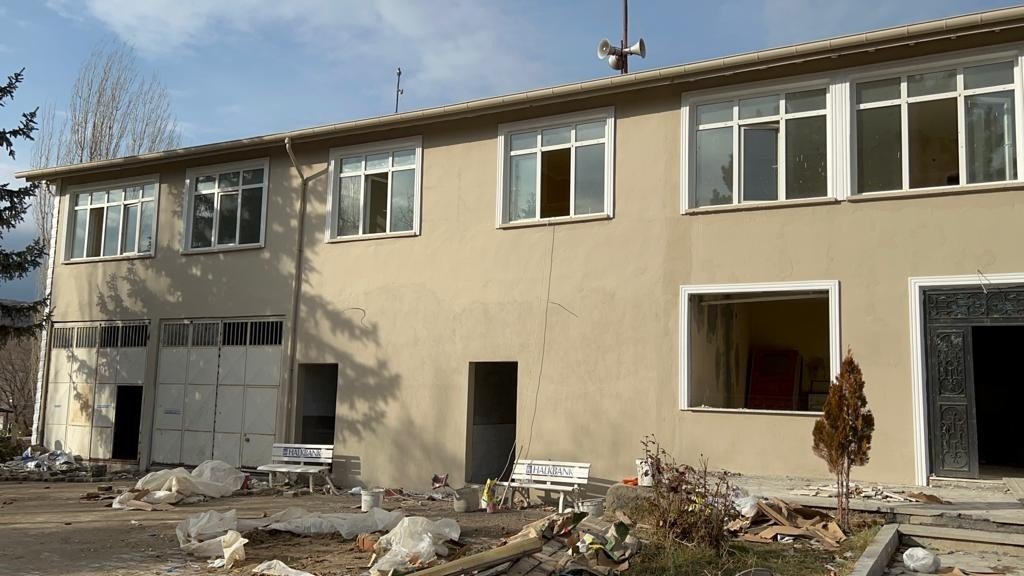 Belediye binası tadilatın ardından karakol olarak hizmet verecek