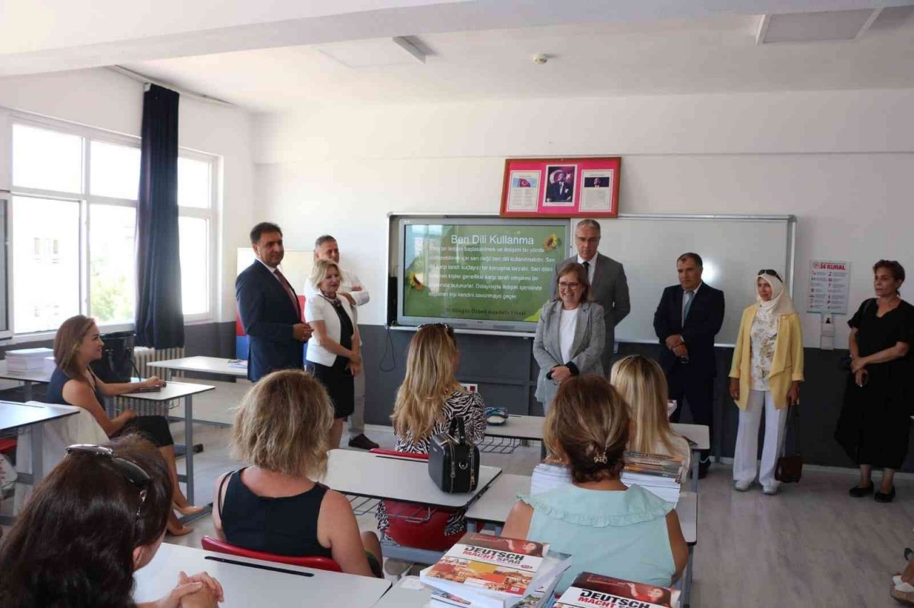 “Aile Okulu Projesi” kurslarında hedef 50 bin