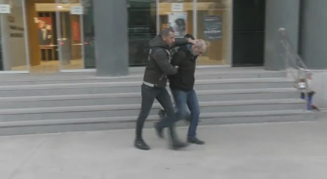 Bursa’da uyuşturucu operasyonu film sahnelerini aratmadı