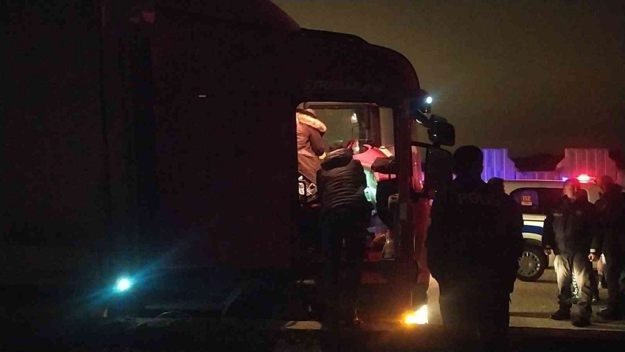 Direksiyon başında kalp krizi geçiren sürücü hayatını kaybetti