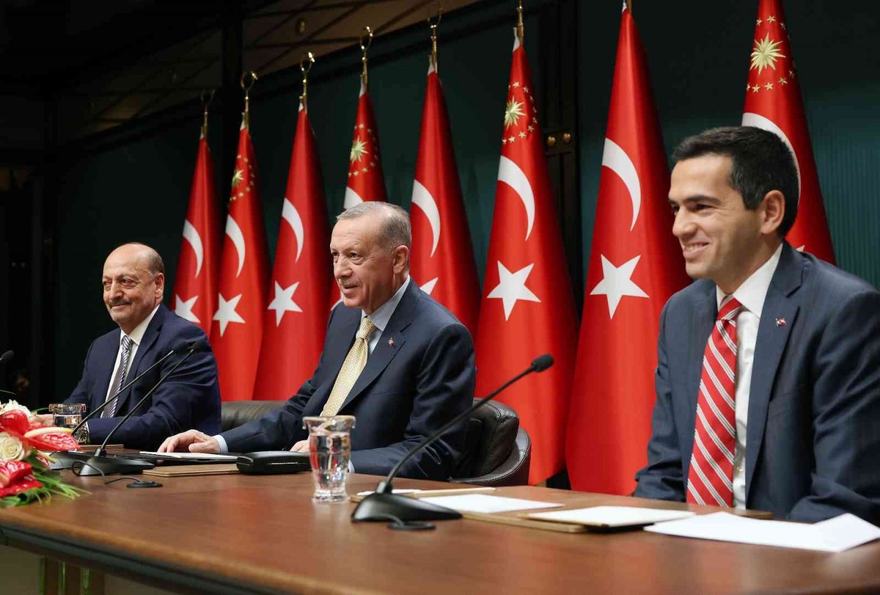 Cumhurbaşkanı Erdoğan yeni asgari ücreti açıkladı