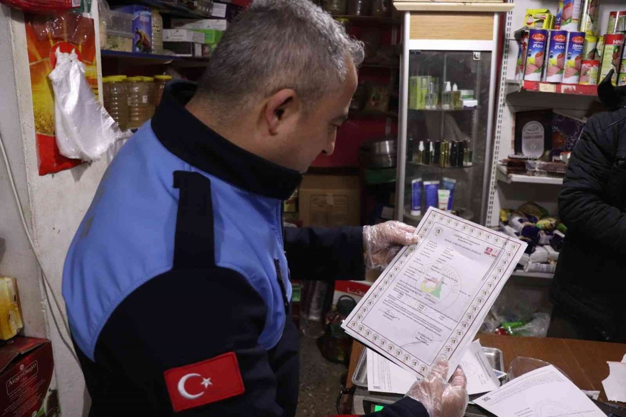 Zabıtadan tarihi geçmiş ürün denetimi