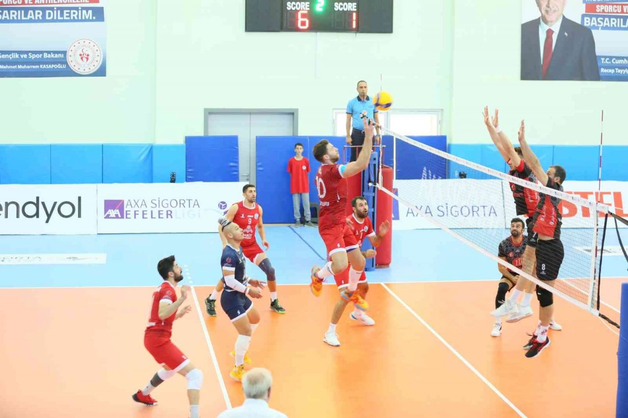 Develi Belediyespor galibiyeti unuttu