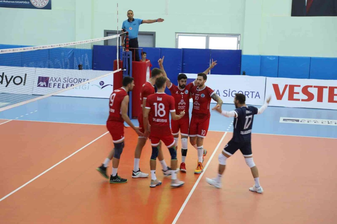 Develi Belediyespor galibiyeti unuttu