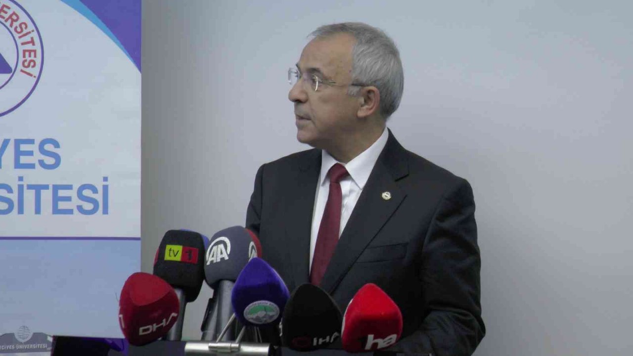 Bakan Akar: “Kayserililer her zaman her konuda devletin yanında olmuşlardır”