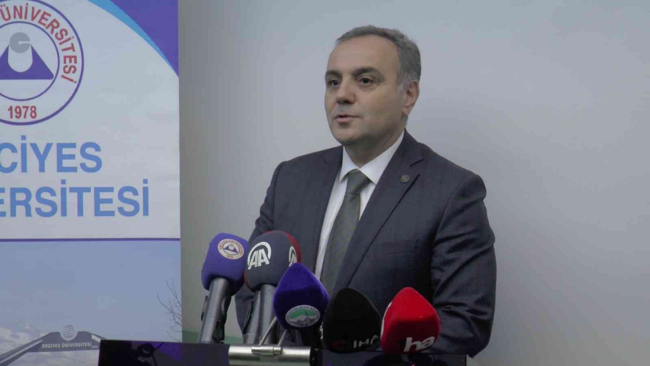 Bakan Akar: “Kayserililer her zaman her konuda devletin yanında olmuşlardır”