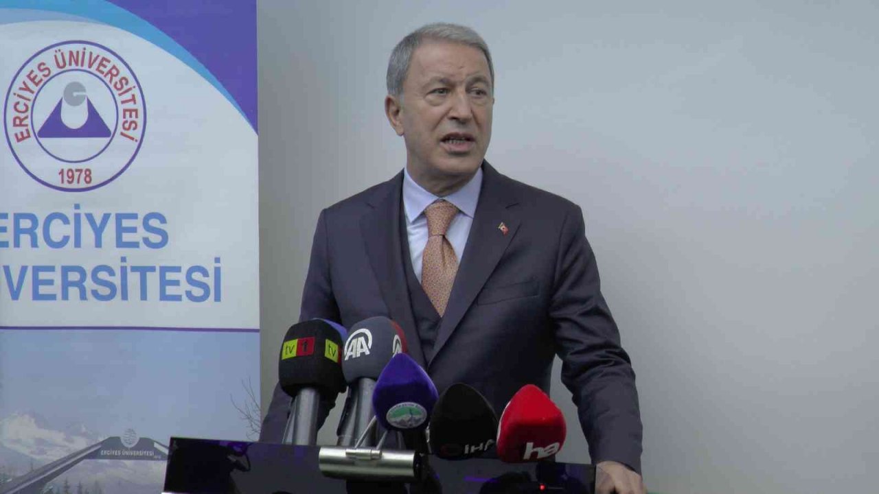 Bakan Akar: “Kayserililer her zaman her konuda devletin yanında olmuşlardır”