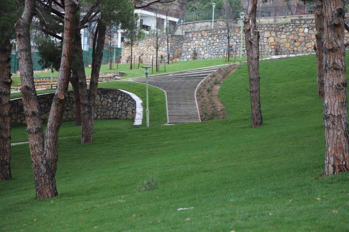 Kartal’ın en büyüğü Bayram Demirkol Parkı’nda 2. etap tamamlanıyor