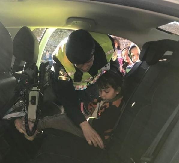 Selendi’de jandarmadan öğrencilere trafik eğitimi