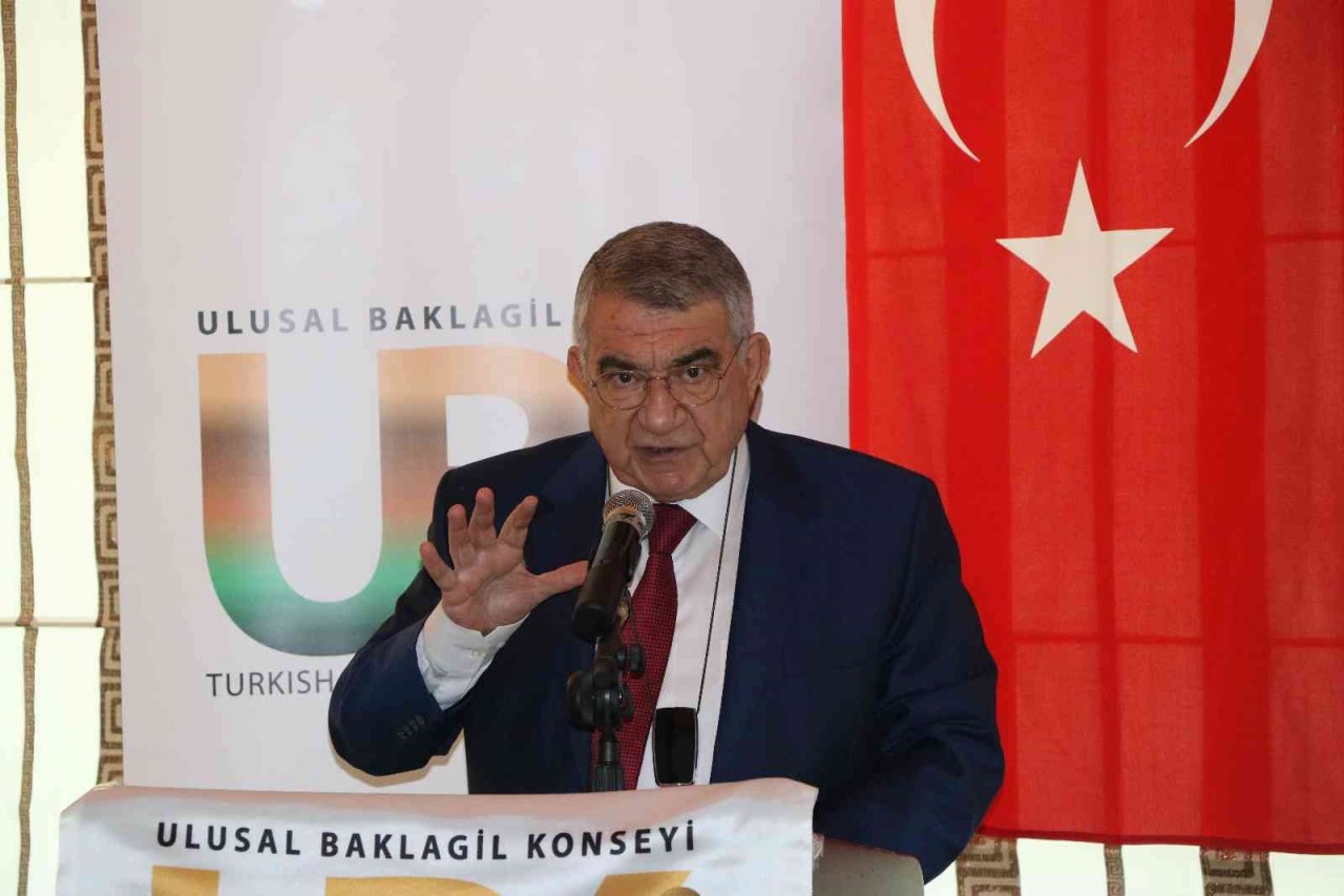 Özdemir: "Su kısıtlı bölgelerde nohut ve mercimek ekimini teşvik etmeliyiz"