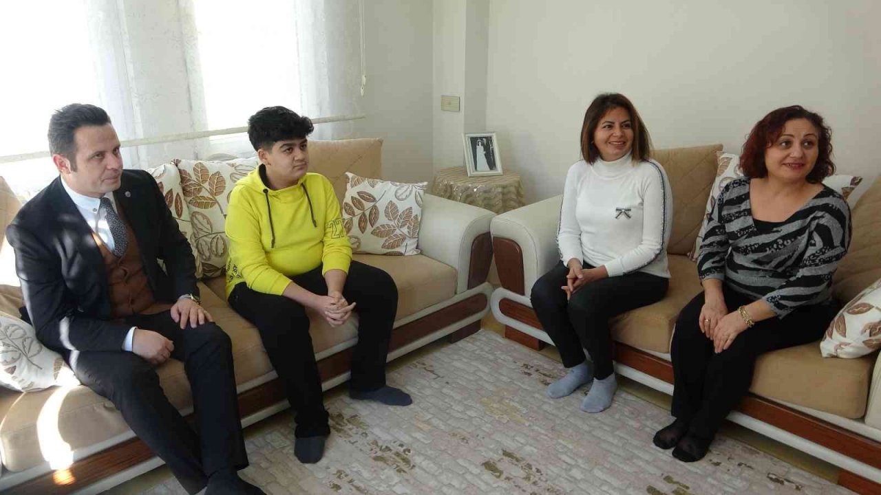 Evde eğitimden faydalanan İğci, savcı olmak istiyor