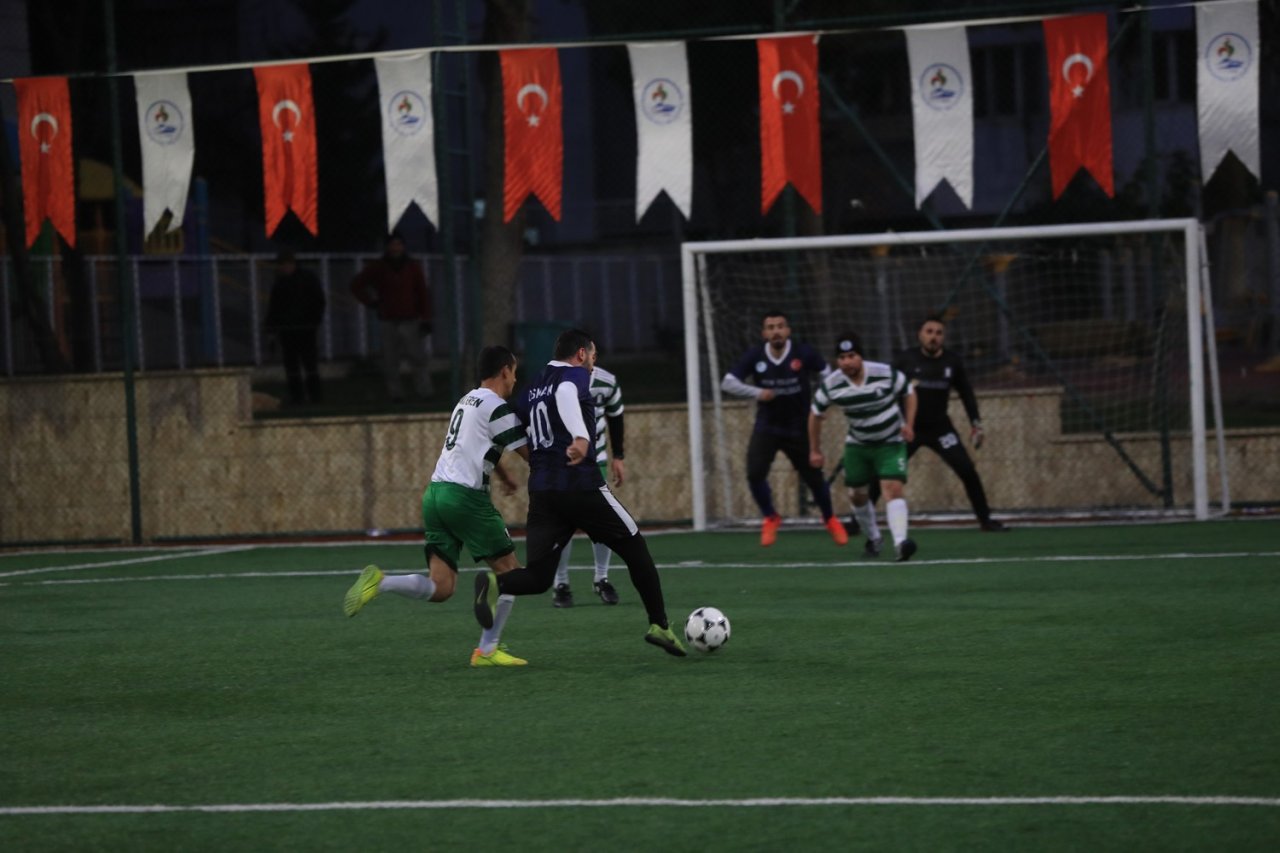 Pamukkale Belediyesi futbol turnuvasında heyecan başladı