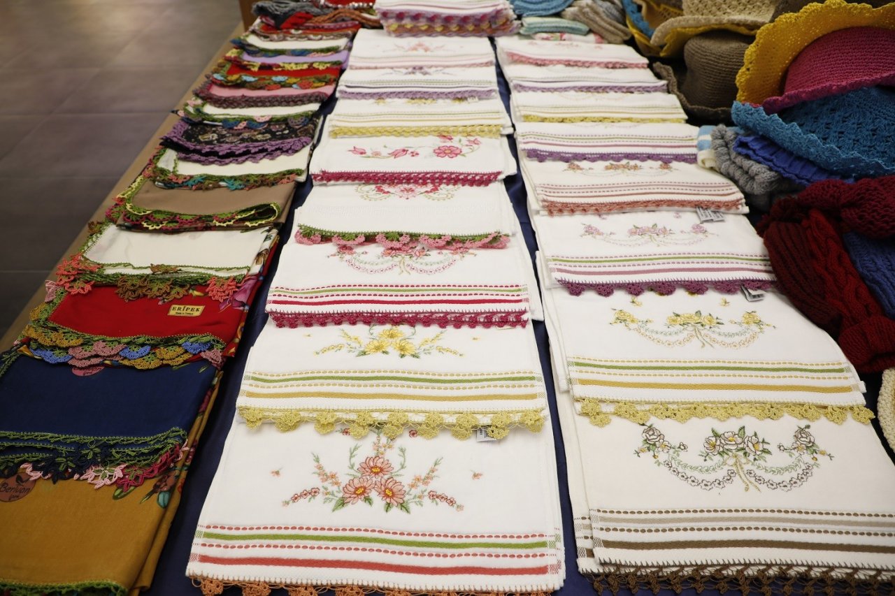 KUMSmall’da sergi ve fuar açıldı