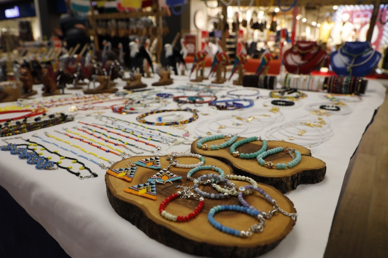 KUMSmall’da sergi ve fuar açıldı