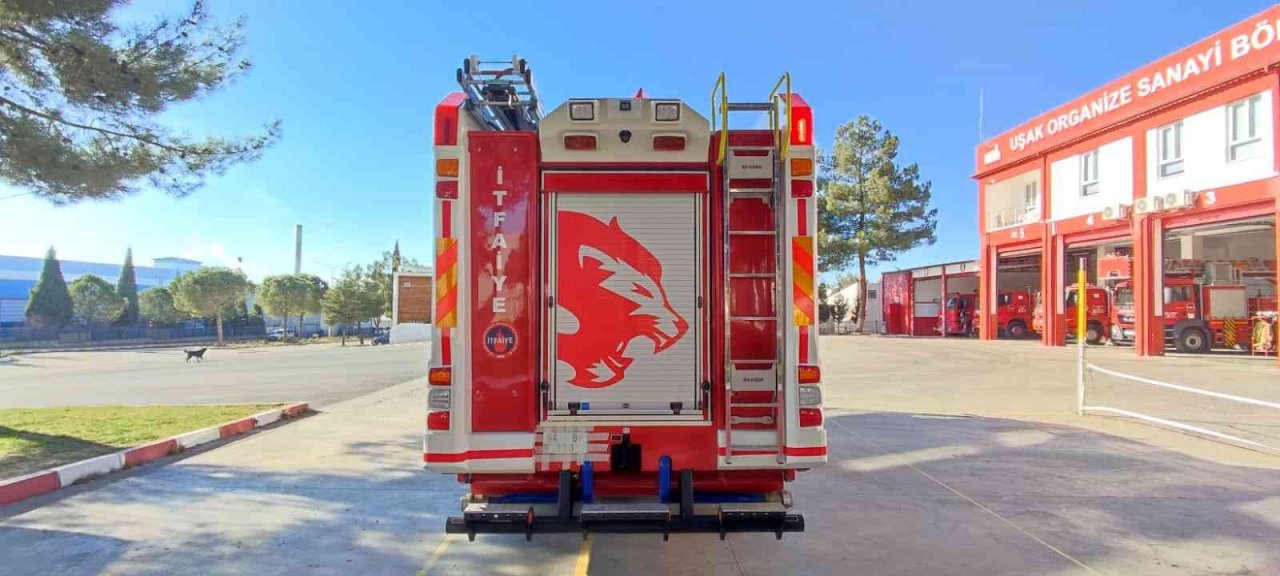 Uşak Tekstil OSB’ye yeni bir itfaiye aracı kazandırıldı