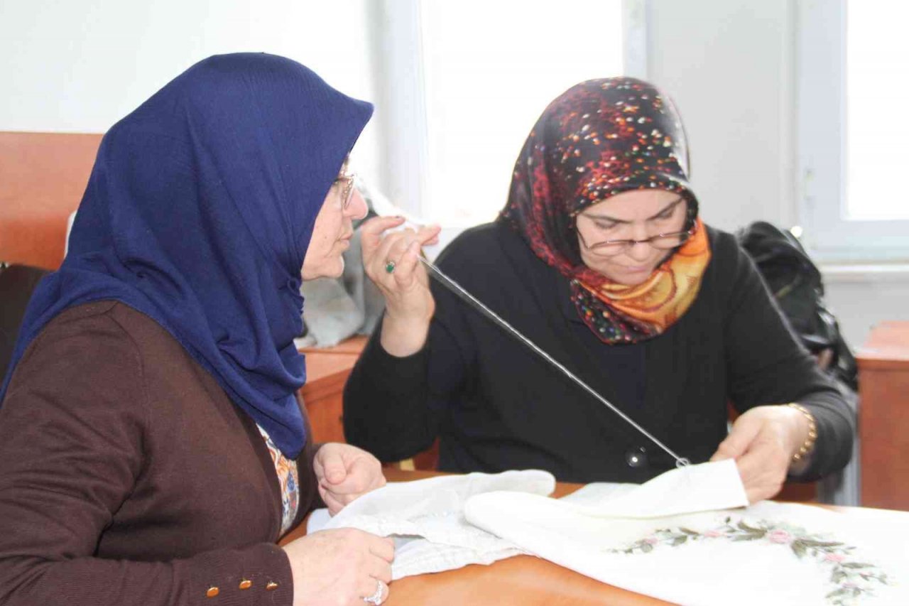 Elazığ’da bir yılda 50 bin kişiye kurs verildi