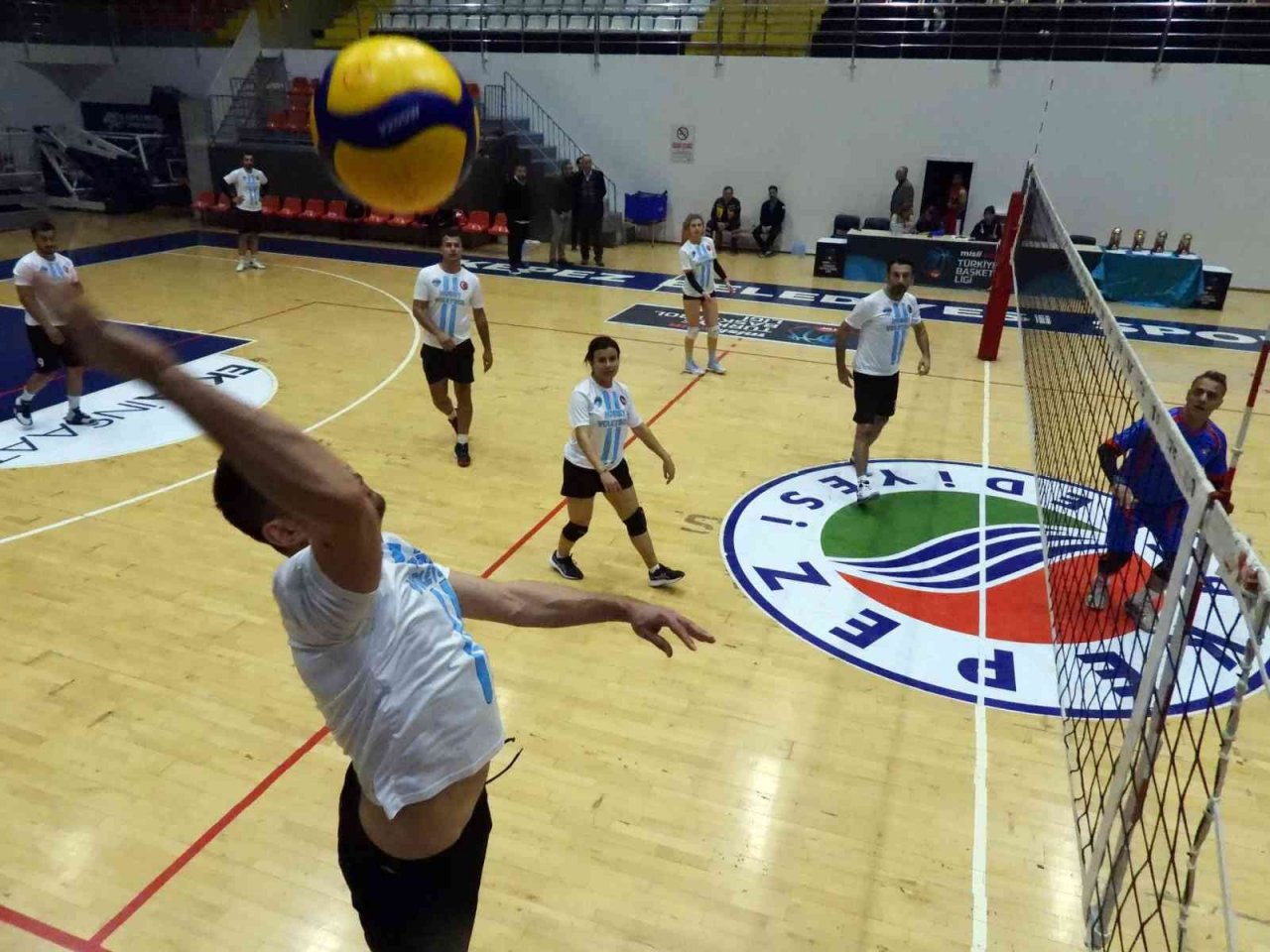 Kepez’de dostluk kazandı