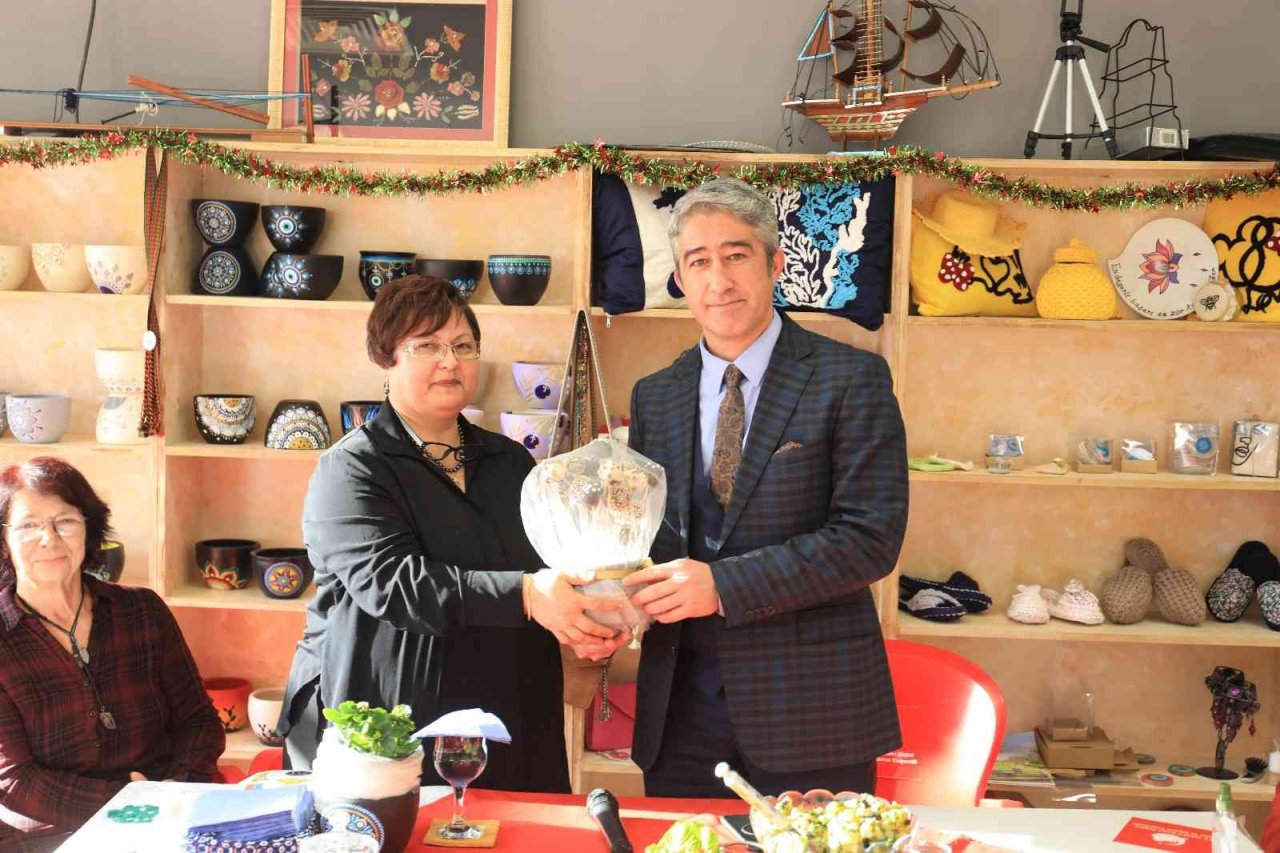 Başkan Oktay üreten kadınlarla bir araya geldi