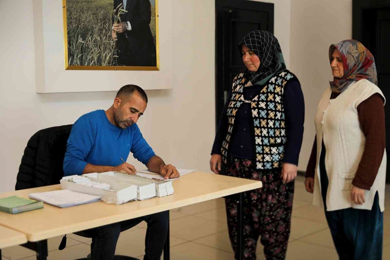 Çiftçilere yapılan 4 milyon litrelik mazot desteği yüzleri güldürdü