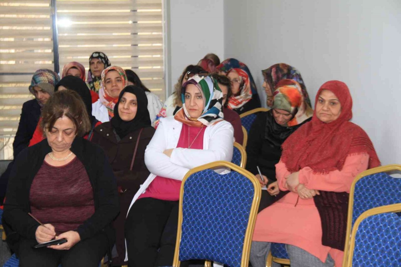 Aile Okulu Projesi Elazığ’da velilerin büyük ilgisini gördü