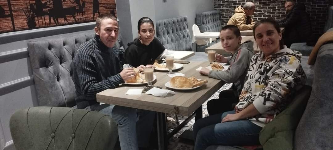 Eyüpsultan’daki yangında hayatını kaybeden işçiden geriye aile fotoğrafı kaldı