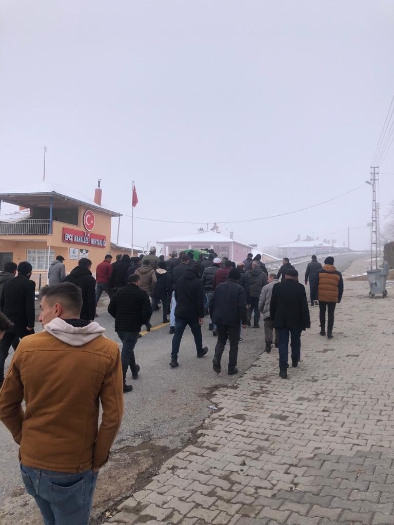 Tüp patlaması sonucu hayatını kaybeden şahıs toprağa verildi