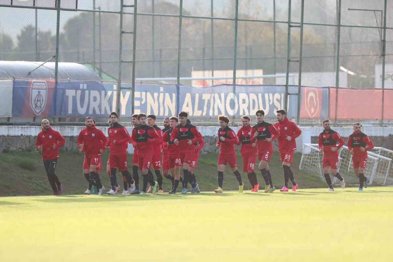 Altınordu, Gökhan Ünal ile kötü gidişe dur demek istiyor