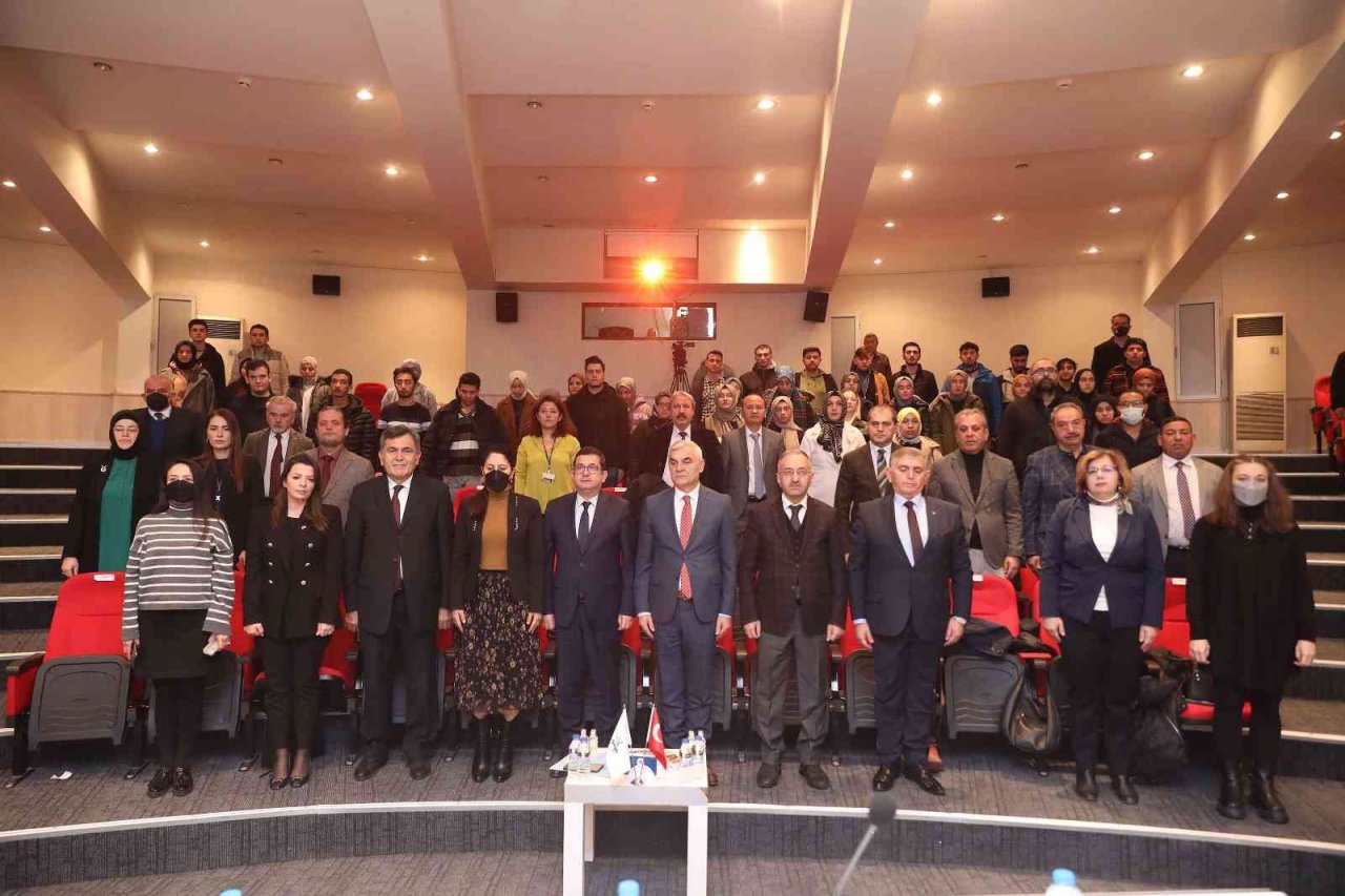 DEÜ’de Süleyman Çelebi anıldı