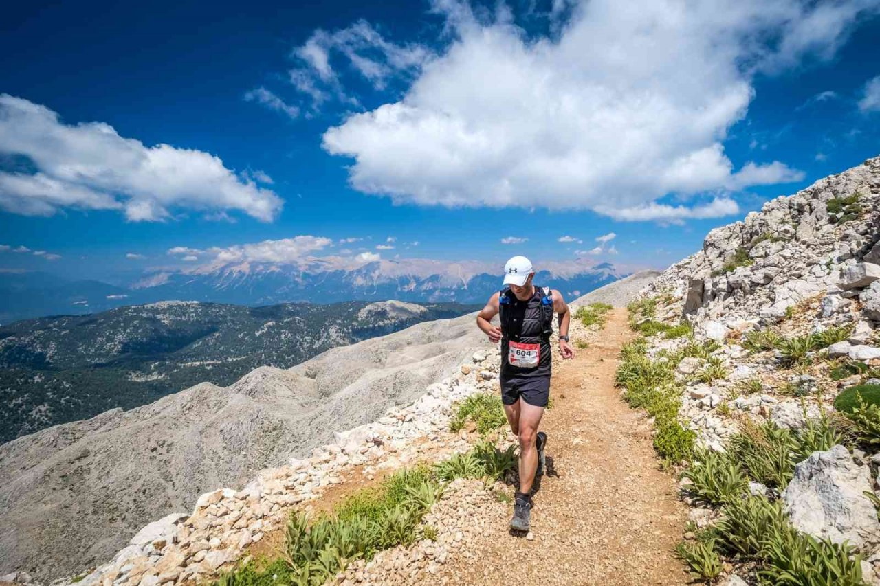 Turizmin gözde ilçesi Kemer 2022’de 2 milyon 915 bin 680 turisti ağırladı