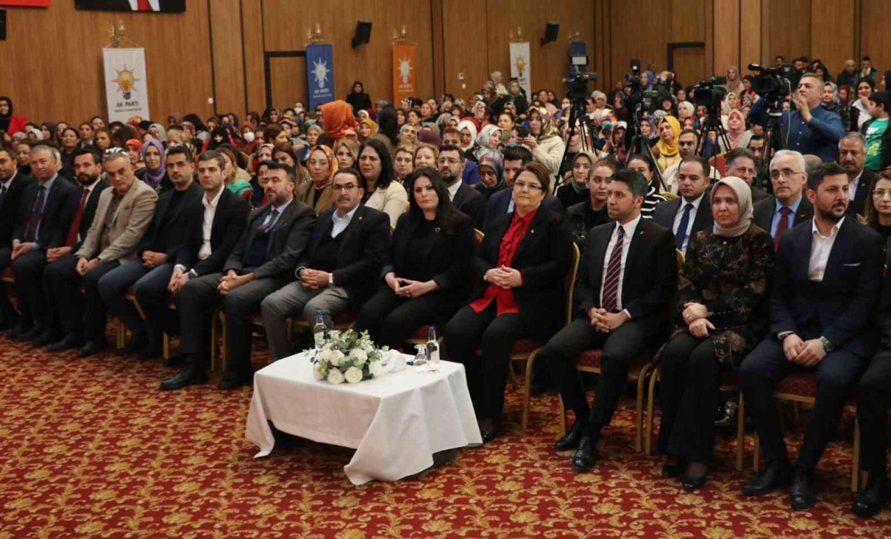 Aile ve Sosyal Hizmetler Bakanı Derya Yanık: “Bugün 50 ayrı başlıkta sosyal yardım yapıyoruz”