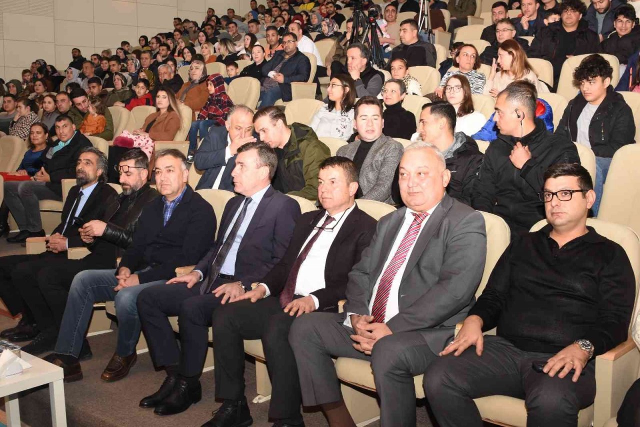 Jandarma ve öğrencilerden muhteşem konser