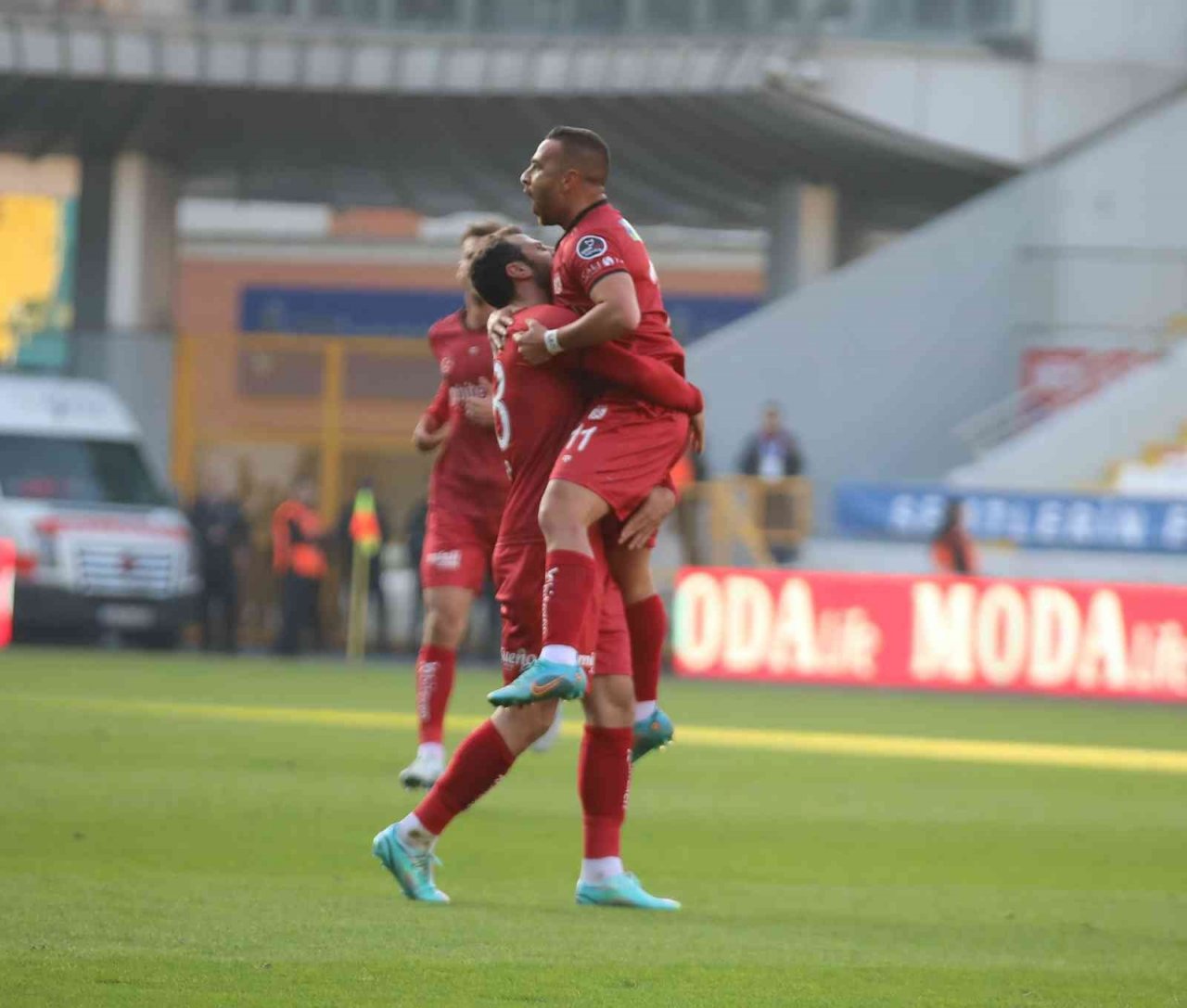 Dia Saba gol sayısını 6 yaptı