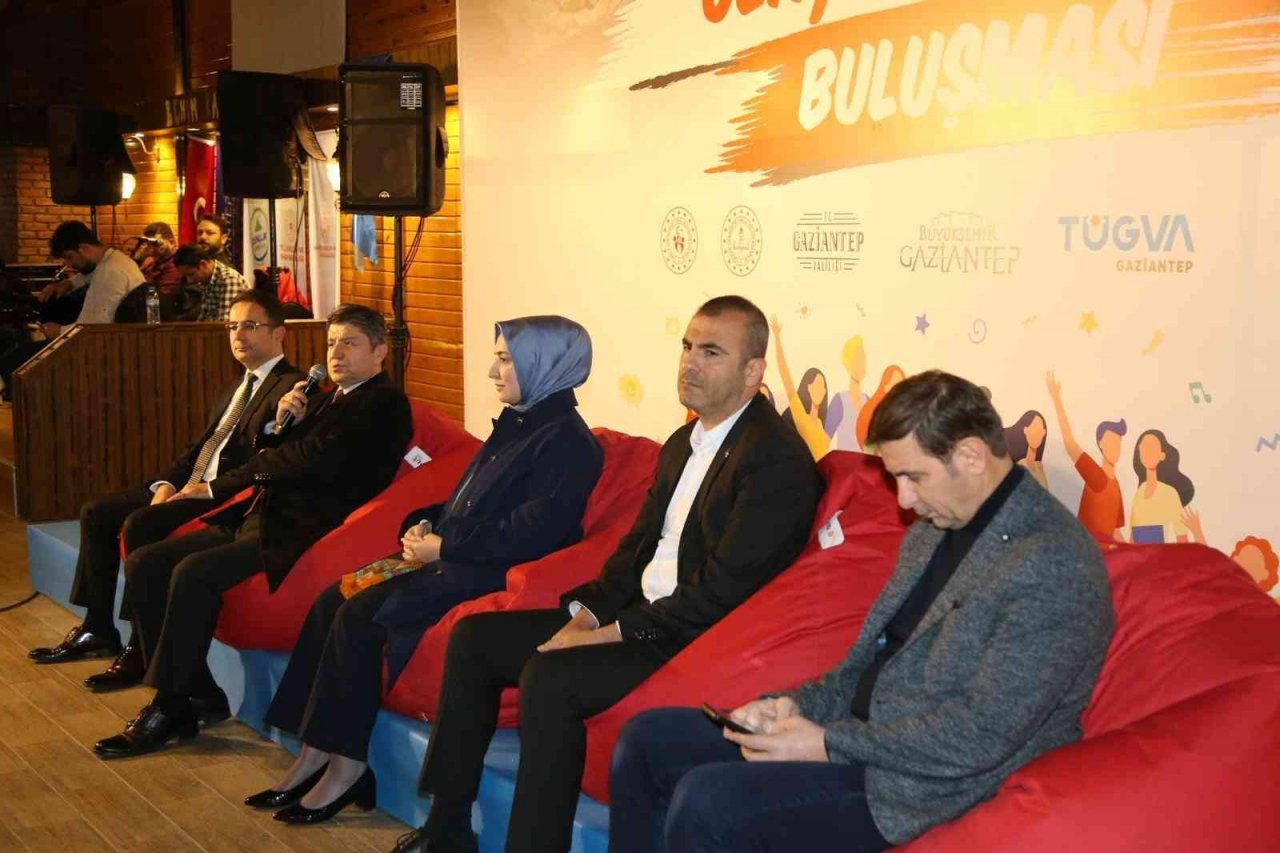 Gaziantep büyükşehir, Gaziantep’in Kurtuluşu’na özel gençlik buluşması düzenledi