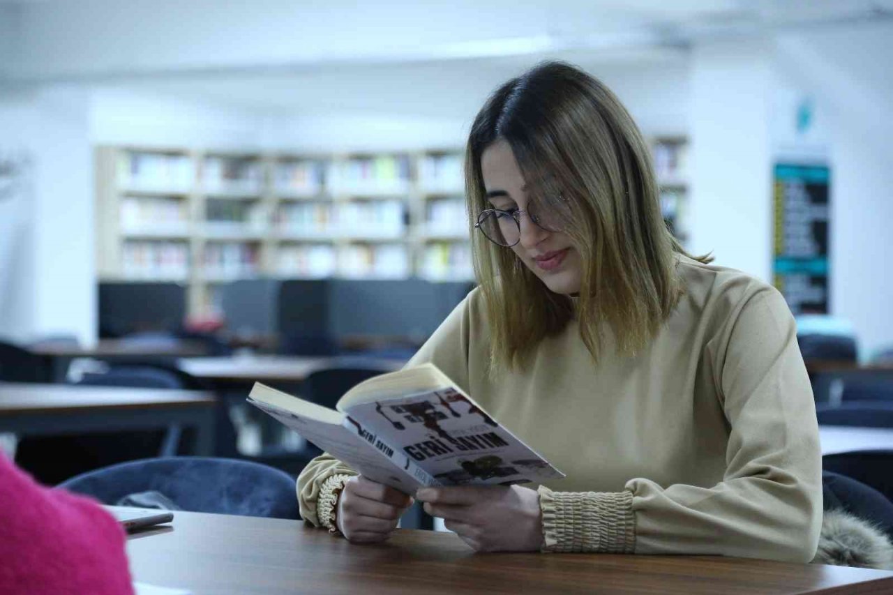 Büyükşehir Erkilet Kütüphanesi, gençlerin ve çocukların ilgi odağı oldu