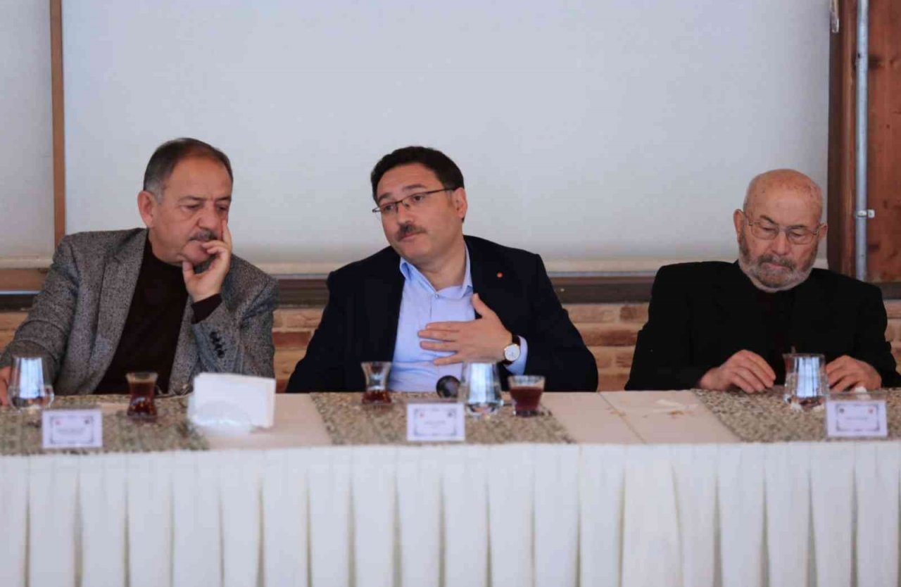 Uyuşturucuya karşı hayırsever zirvesi