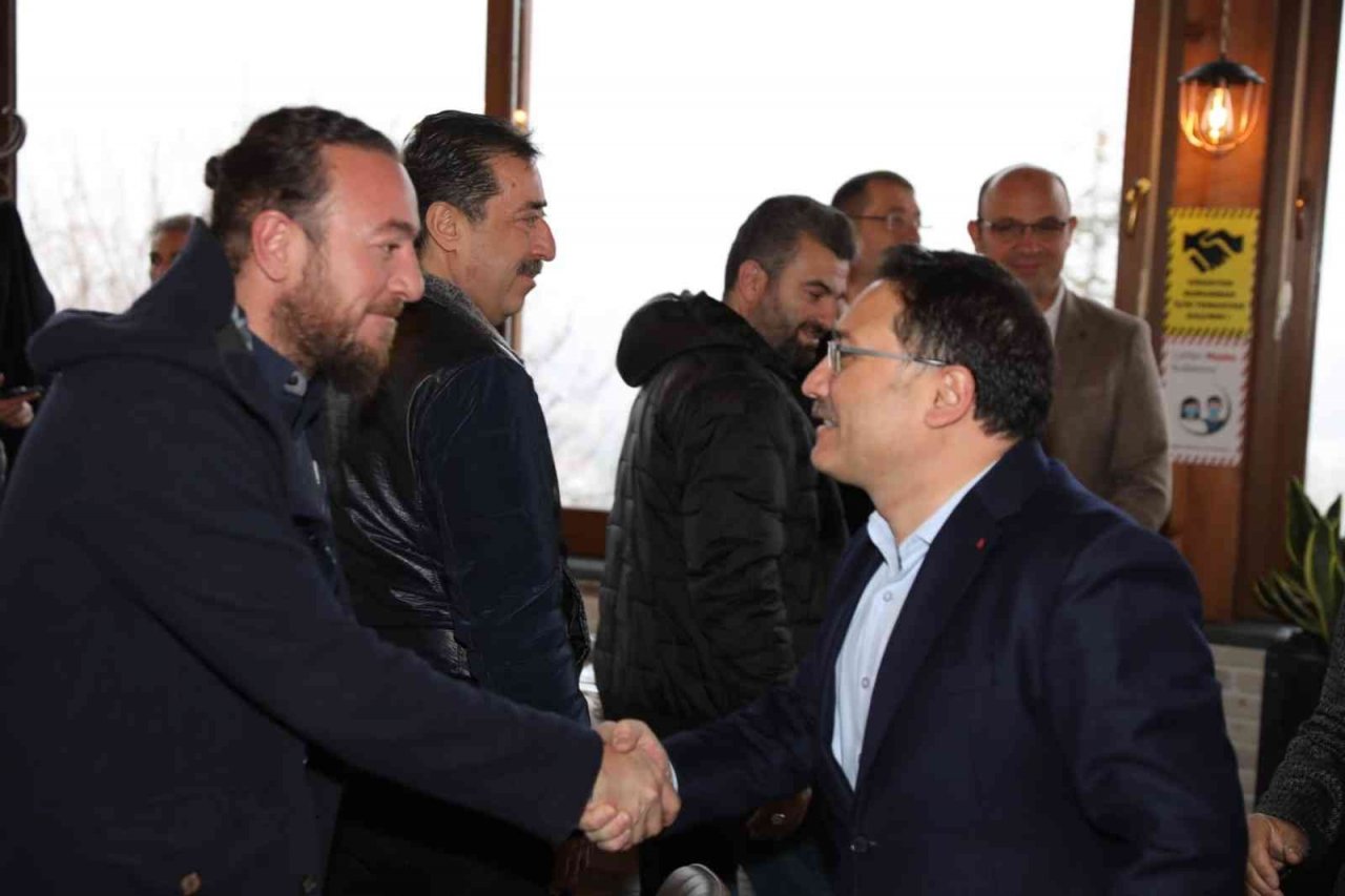 Uyuşturucuya karşı hayırsever zirvesi