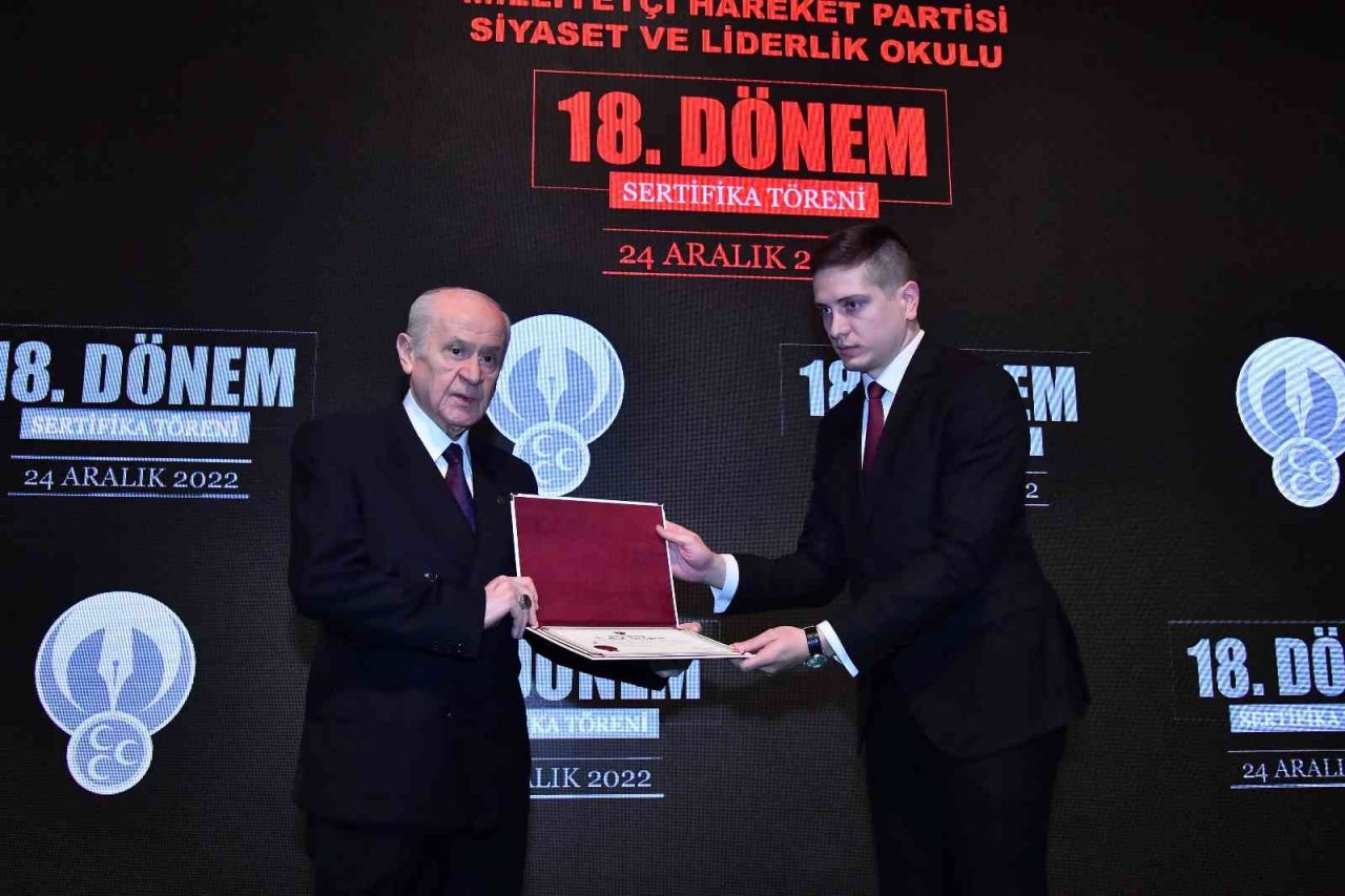 Devlet Bahçeli: "Cumhur İttifakı ve Cumhurbaşkanlığı Hükümet Sisteminin devamından yanayız"