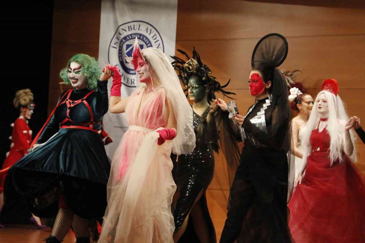 Geleceğin güzellik mimarları hayal güçleri ile sınırları zorladı