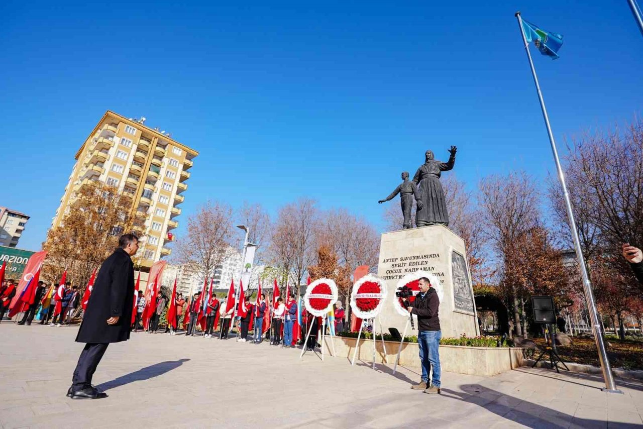 Şehit Kamil ve annesi ile Özdemir bey için tören düzenlendi