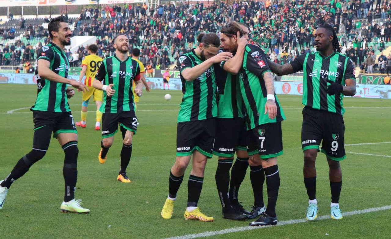 Spor Toto 1. Lig: A. Denizlispor: 3 - Yeni Malatyaspor: 0