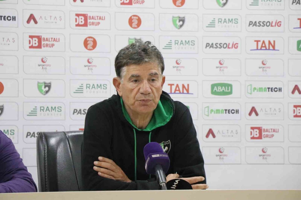 Giray Bulak: "Oyuncularımı kutluyorum, ödülü de hak ettiler"