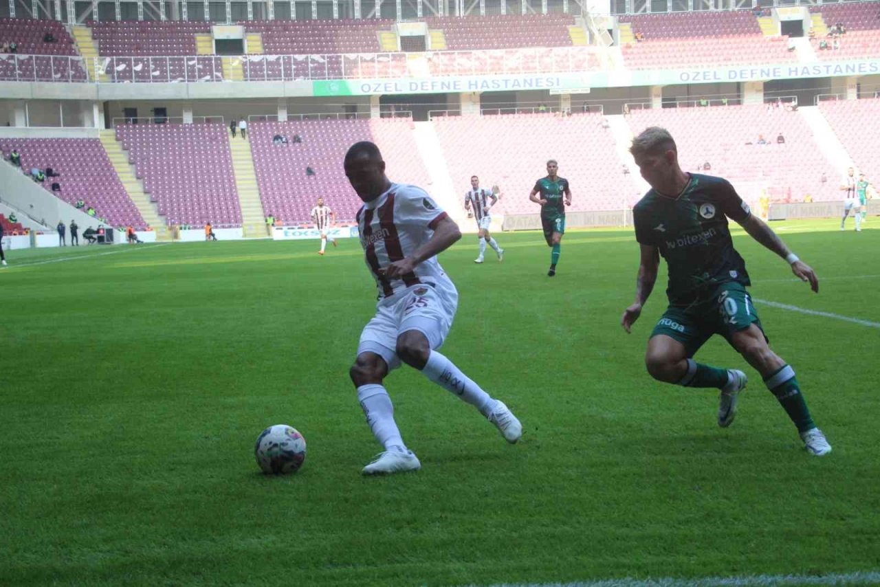Spor Toto Süper Lig: A. Hatayspor: 0 - Giresunspor: 0 (İlk yarı)