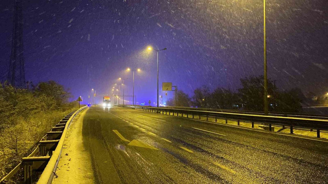 Çankırı’da kar yağışı etkili olmaya başladı