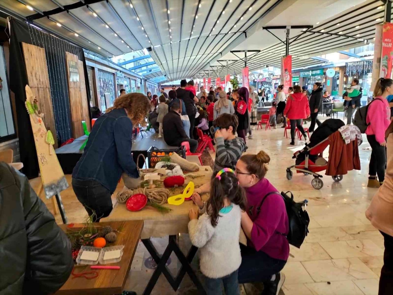 Köyceğizli çocuklar yeni yıl öncesi eğlendi