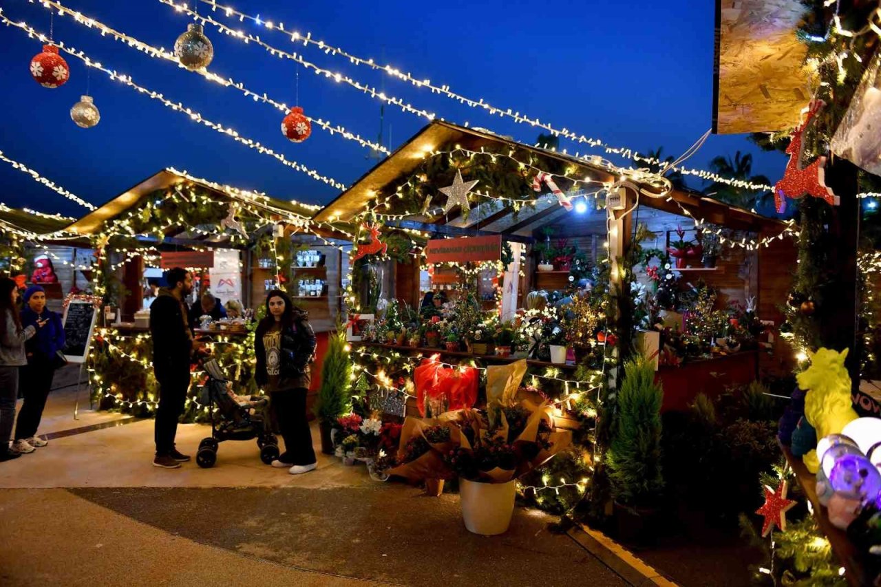 Mersin’de yeni yıl coşkusu erken başladı