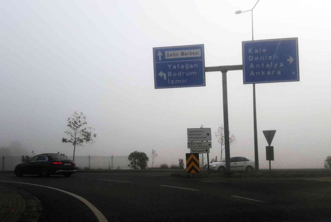 Sis nedeniyle görüş mesafesi 10 metreye düştü