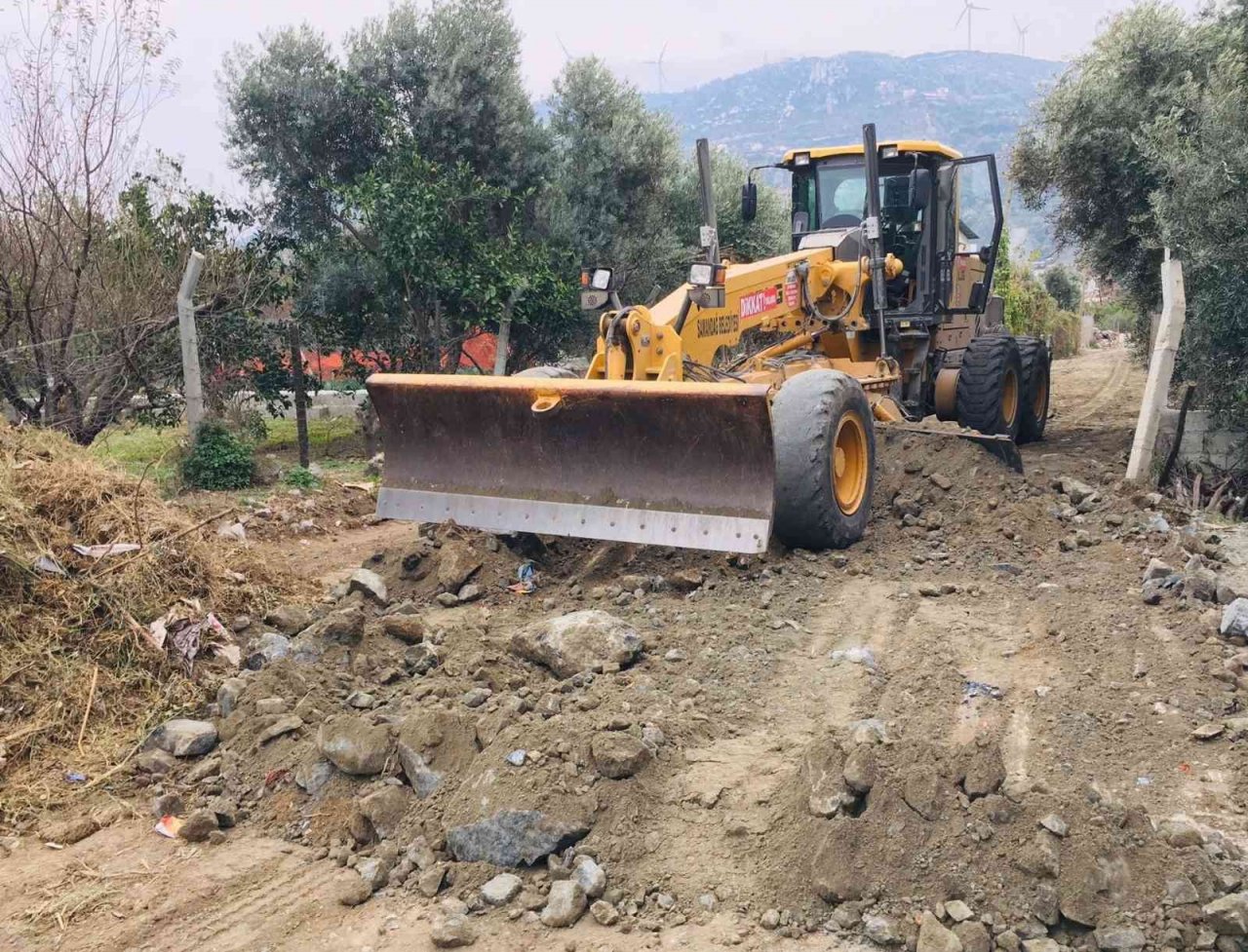 Samandağ’da mahallelere eşzamanlı hizmet
