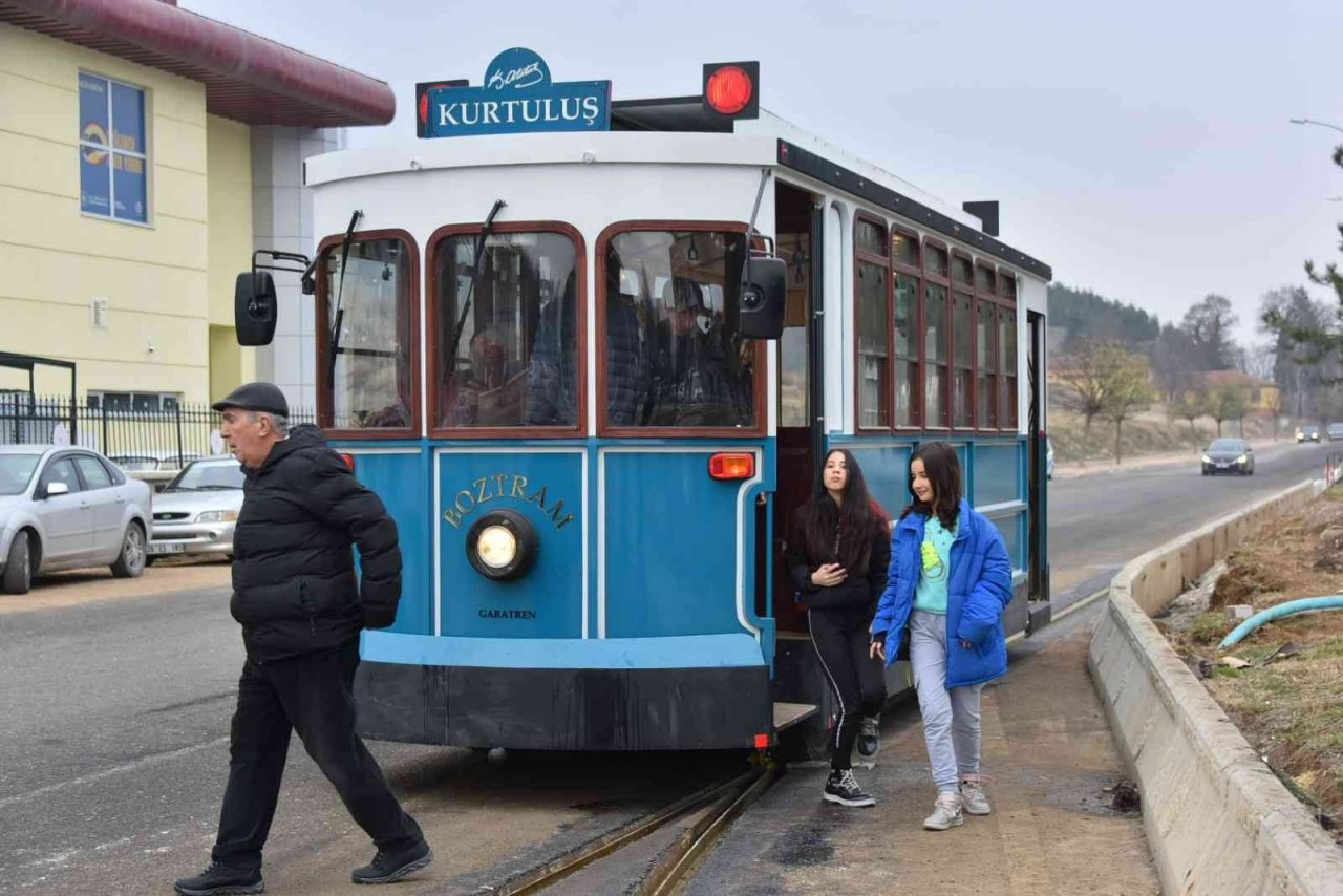 9. haftayı galibiyetle tamamlayan Bizim Kızlar:3, UNİCA Düzce Voleybol: 0