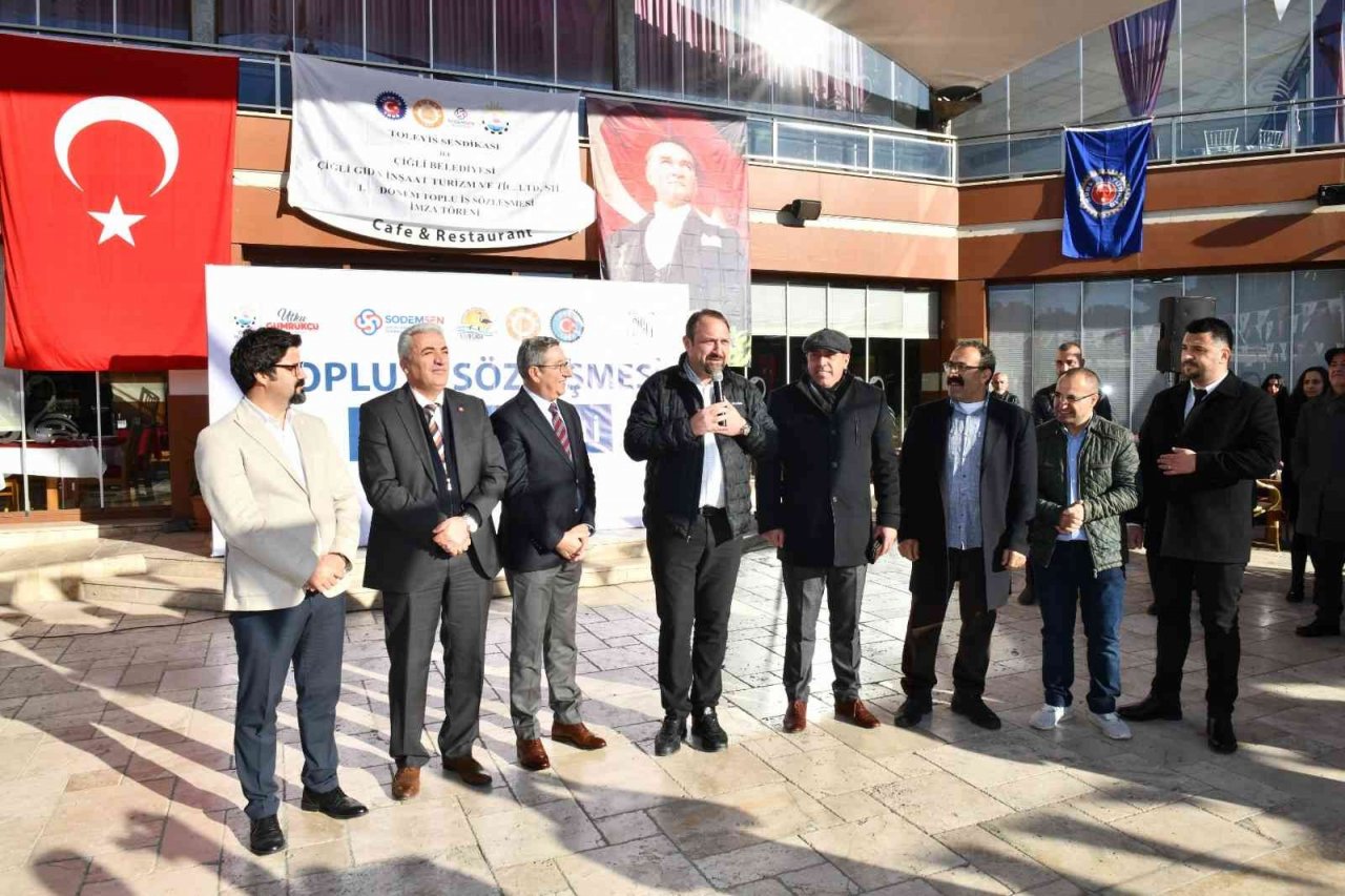 Çiğli’de toplu iş sözleşmesi görüşmeleri mutlu bitti